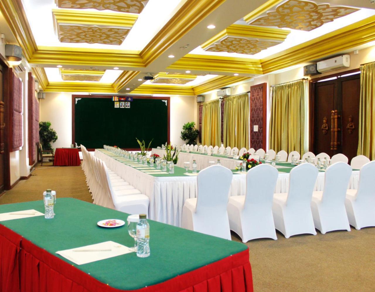 Phnom Penh Era Hotel Bagian luar foto